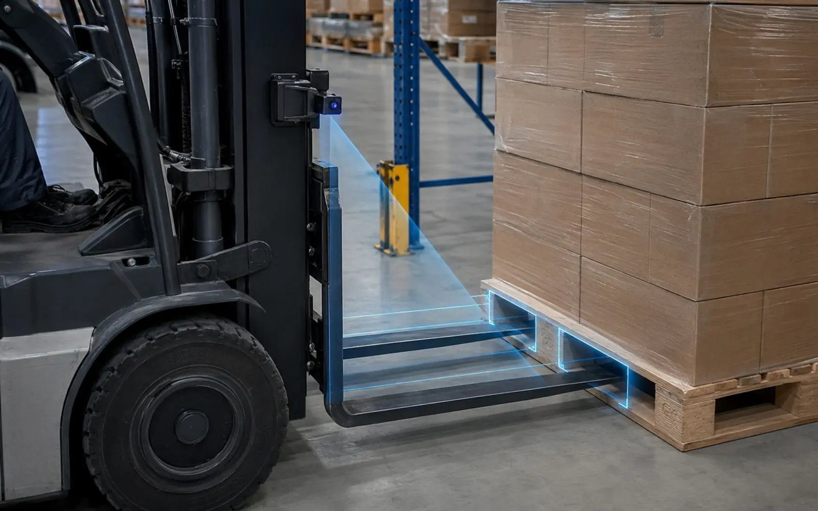 3D pallet detection system identifying pallet position and fork openings